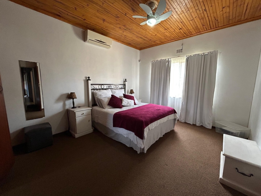 4 Bedroom Property for Sale in Heuwelkruin Eastern Cape